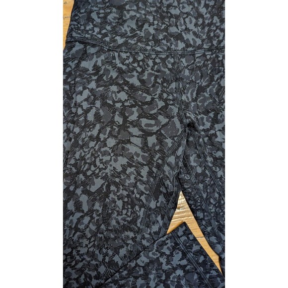 LULULEMON ALLIGN CROPPED LEGGINGS INCOGNITO MULTI GREY WOMEN'S SZ 2 W6AVIS - Picture 7 of 8